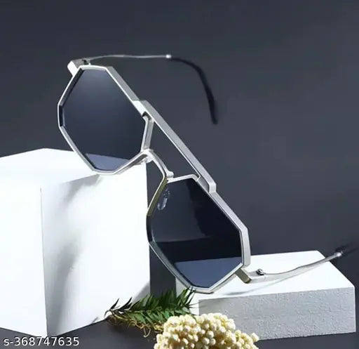 Silver metal round sunglasses product view